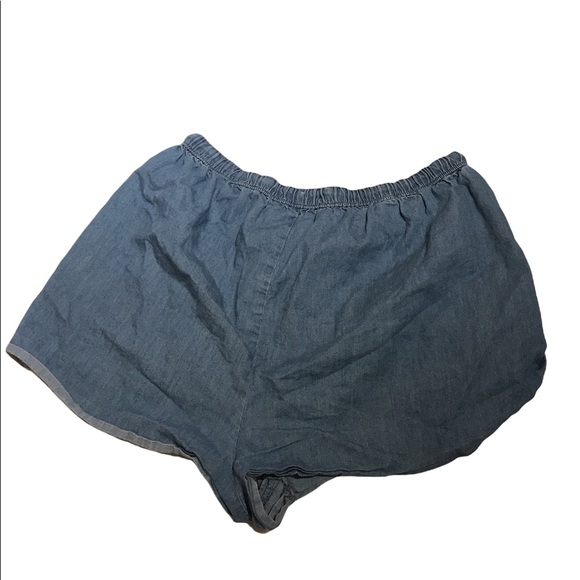 Short - Picture 2 of 2